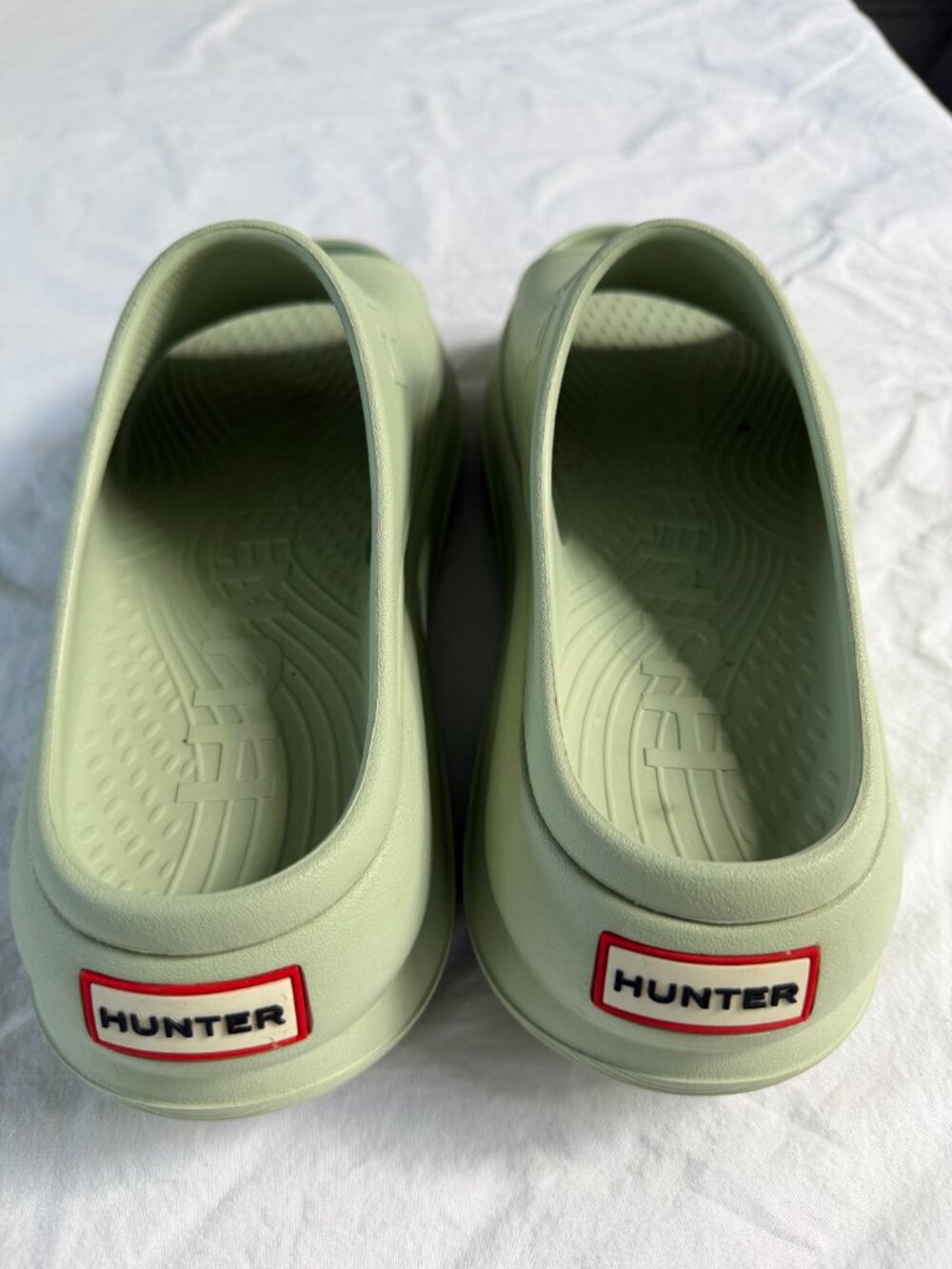 HUNTER Slides - Picture 4 of 4